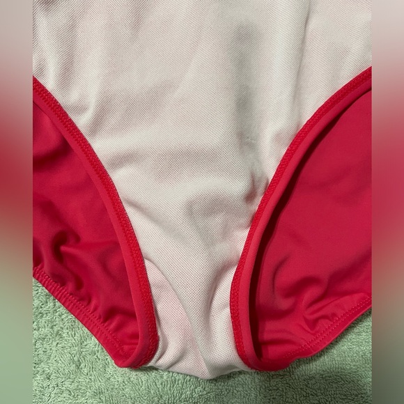 Jantzen Classics - Picture 4 of 6